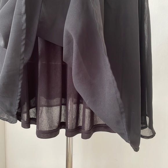 H&M LBD Black Evening Party Dress with floral lace like bodice - EUR 40 - Picture 10 of 13